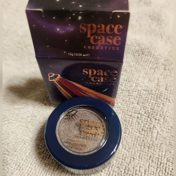 Space Case Cosmetics Highlighter and Eyeshadow Bundle New in Box - Picture 5 of 7